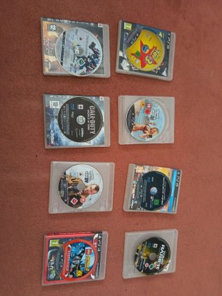 Consola Sony PS3 Negra+3 mandos+8 juegos