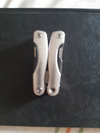 Alicate multiusos