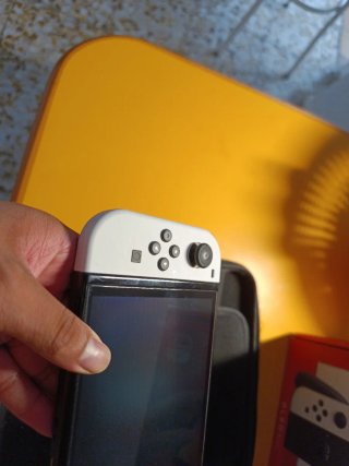 Nintendo Switch OLED IMPECABLE + Juego