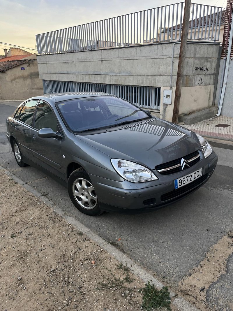Citroen C5 2002 2.0 HDI Exclusive - foto 1