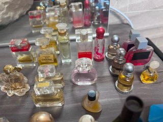 Lote di Profumi Vintage da Collezione