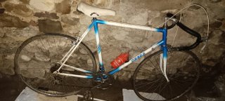 Bicicleta de carretera Orbea antigua