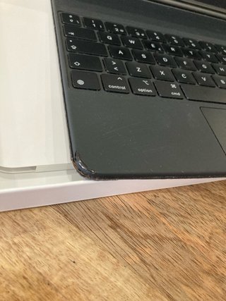 Apple Magic Keyboard 12’9
