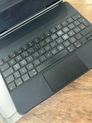 Apple Magic Keyboard 12’9