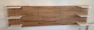 Cabecero Ikea con 6 baldas de madera