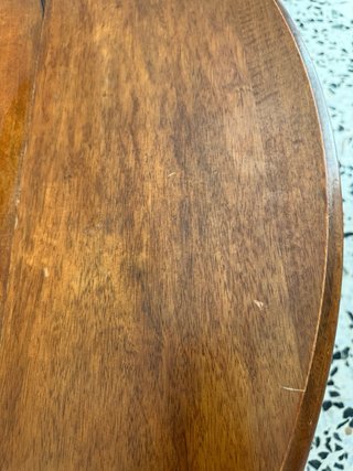 Mesa redonda de madera plegable