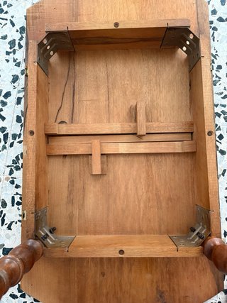 Mesa redonda de madera plegable