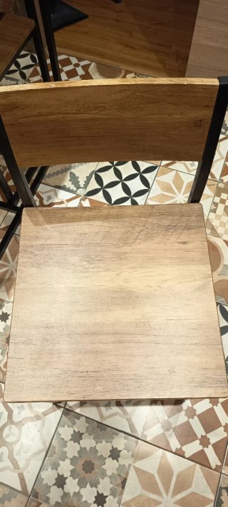 Mesa de cocina madera y metal