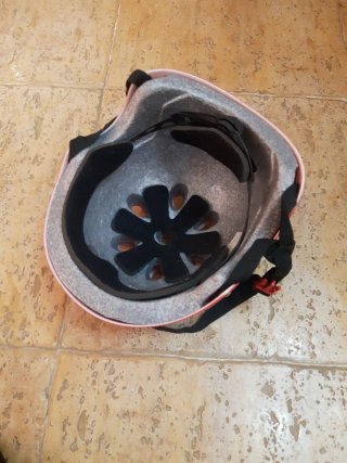 Casco y protecciones Go Skitz