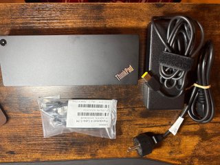 ThinkPad Universal Thunderbolt 4 Dock Station