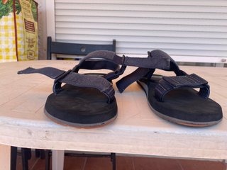 Sandalias Quiksilver Negras y Grises