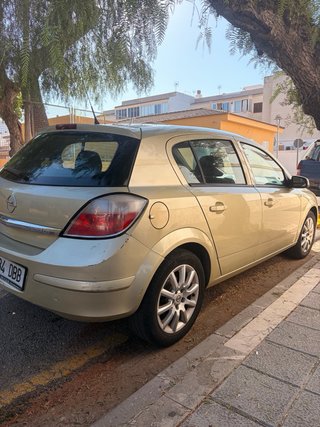 Opel Astra 2005