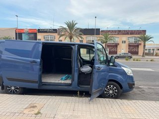 Ford Transit Custom en perfecto estado
