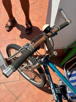 Bicicleta Conor Roja y Azul