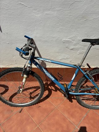 Bicicleta Conor Roja y Azul