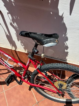 Bicicleta Conor Roja y Azul