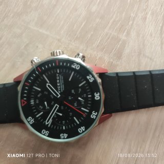 Reloj Viceroy  pila nueva.los botones son día y me