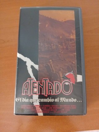 Atentado VHS Película Guerra Español