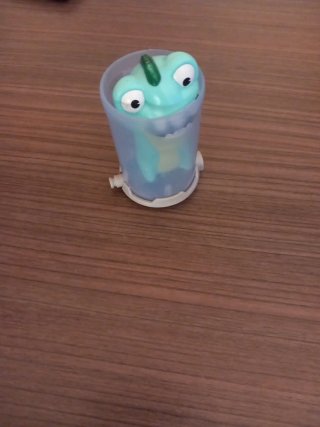 Pistola Slugterra con sonido y 8 balas