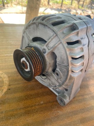 Alternador Bosch BMW 140A 0123515007