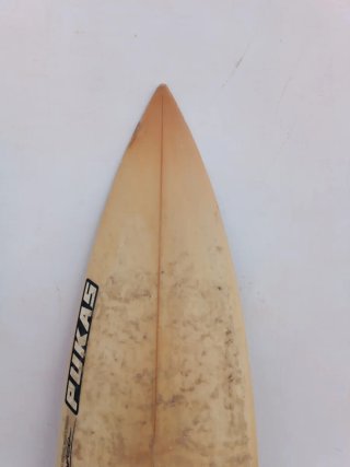 Tabla de surf PUKAS en buen estado.