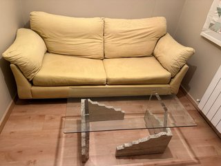 Sofá 3 plazas + mesa cristal