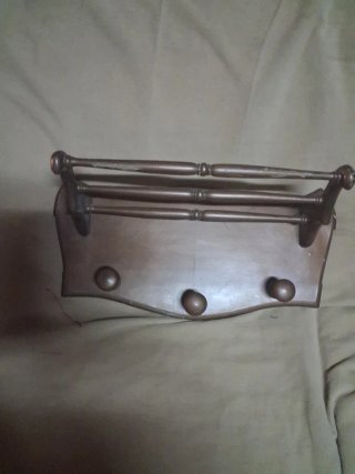 Perchero de pared de madera