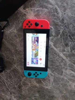 Nintendo Switch Azul y Rojo