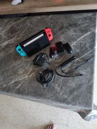 Nintendo Switch Azul y Rojo