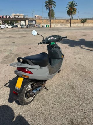 Moto Scooter 49cc 2T ITV hasta 2028