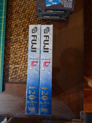 Cinta VHS Fuji 120 PAL/SECAM sin abrir