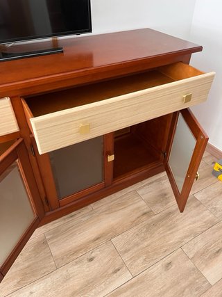 Mueble Comedor Madera TV Cajones y Cristal