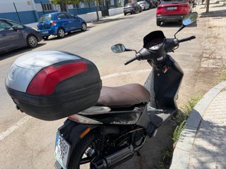 Kymco Agility City 125 Scooter