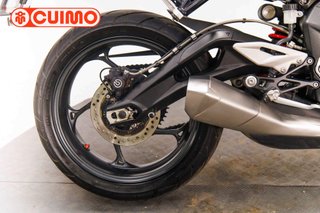 TRIUMPH STREET TRIPLE RS