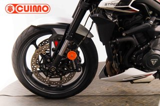 TRIUMPH STREET TRIPLE RS