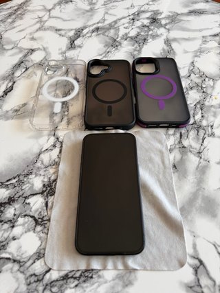 iPhone 16 128GB Negro/Morado