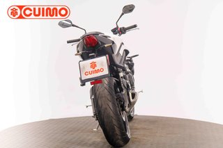 TRIUMPH STREET TRIPLE RS