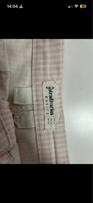 Shorts Stradivarius rayas rosa y blanco