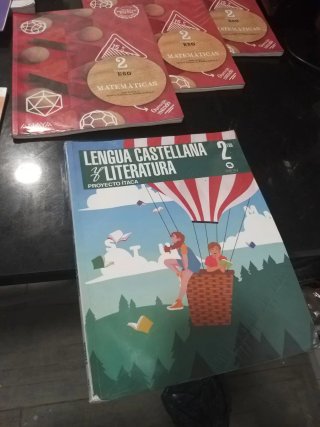 Libros de texto 2° de la ESO MOÑINO