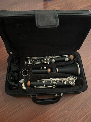 Clarinete J.Michael con estuche
