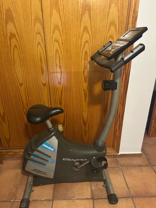 Bicicleta Estática BH Fitness