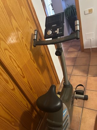 Bicicleta Estática BH Fitness