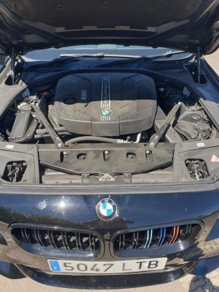 BMW Serie 5 2014- Volante a la derecha.