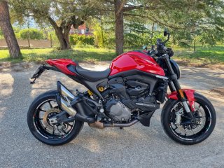 Ducati Monster 937 (111CV)