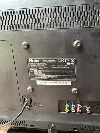 Televisor Haier Negro