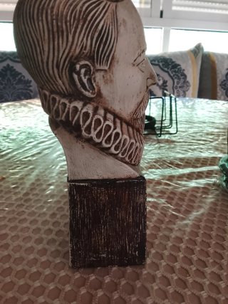 Busto Miguel de Cervantes Saavedra