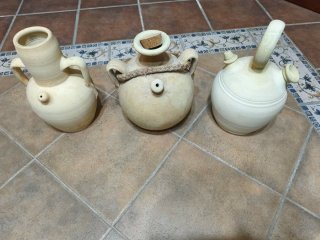 Lote 3 botijos de barro