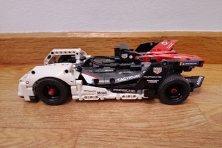 LEGO Technic Formula E Porsche 99X 42137