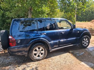 Mitsubishi Montero 2006