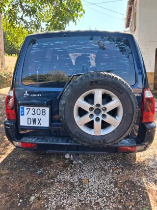 Mitsubishi Montero 2006